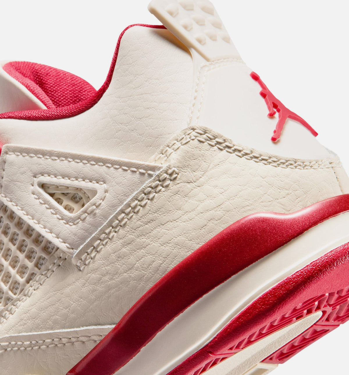 Air Jordan 4 Retro Valentine's Day Preschool Lifestyle Shoe - Pale Ivory/Sierra Red/Tough Red